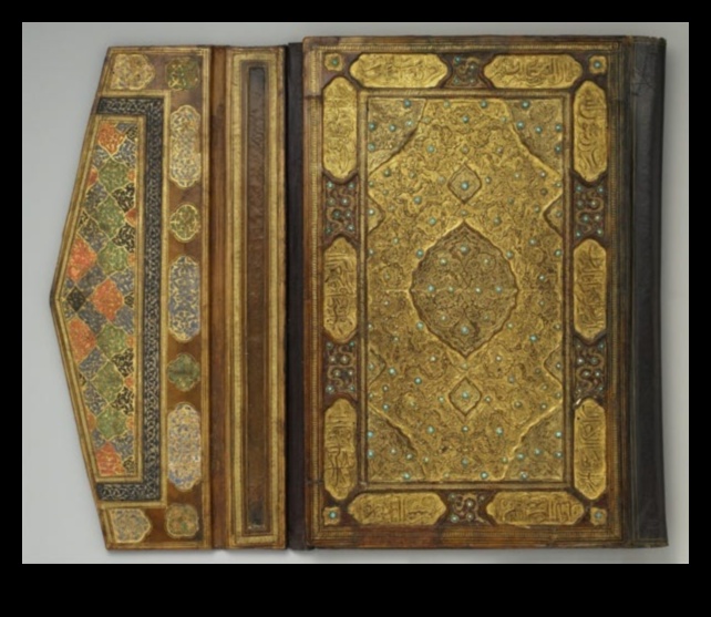 Grandeur aurit: Designurile opulente ale manuscriselor rococo