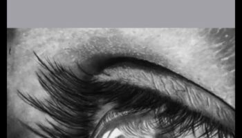 Tehnici avansate în desen cu cărbune: realizarea de schițe detaliate