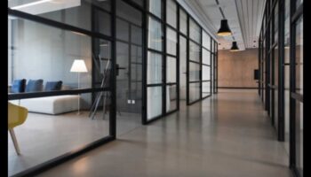 Smart Office Showcase: Tehnologii de nouă generație care modelează spațiile de lucru moderne